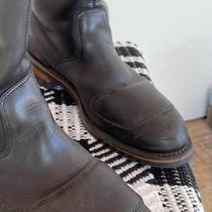 Wolverine Mens size 11D Black side fastening riding boot